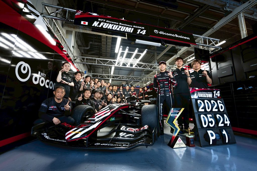 ROOKIE_Racing_'s tweet photo. 🏆 福住仁嶺選手 Pole to Winキャンペーン 🏆

皆さまからの応援コメントが ＂500件＂を突破しました😭‼️✨

たくさんのメッセージを拝見し ルーキーレーシング一同、 大きな力をいただいています🙏

温かい応援を本当にありがとうございます🏎️❤️‍🔥

応募締切は 6月4日（木）23:59まで⌚️✨

皆さまからの熱いメッセージ まだまだお待ちしております📣

#SUPERFORMULA
#SFormula
#福住仁嶺 選手
📸 #ShoTamura