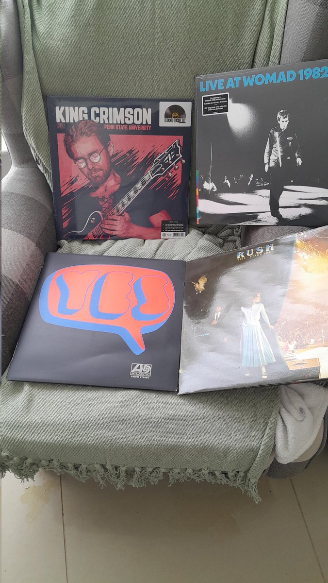 mansell_dave's tweet photo. #vinyl #vinylcollecting #rock
This morning's acquisitions
@gilmour_academy @of_maybe @Boysof1966 @NatalieAllElite
Looking forward to playing these https://t.co/QMbLMAa1mc