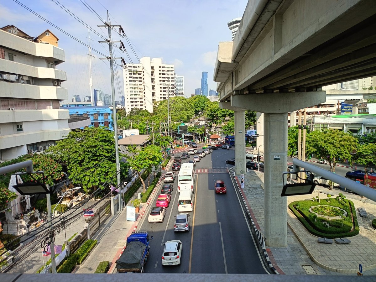 KT3984's tweet photo. บริเวณคลองสาน ถนนสมเด็จเจ้าพระยาไปเจริญนครการจราจรติดขัดมาก @js100radio https://t.co/Al4NtInkmI