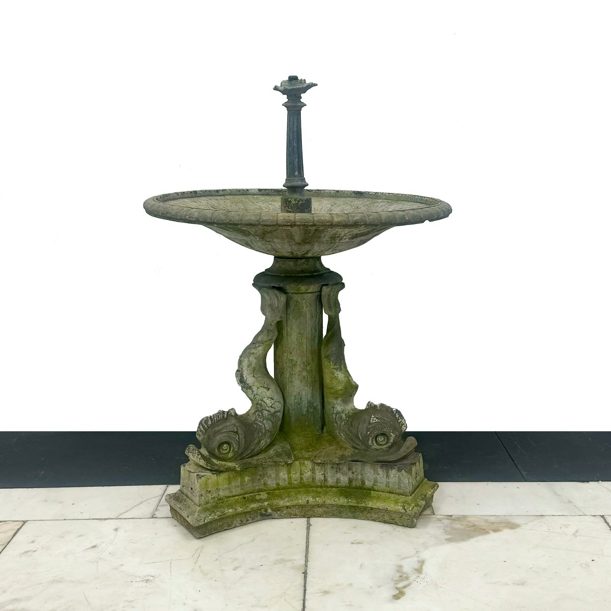 SalvageUK's tweet photo. Buy Truly Reclaimed antique and reclaimed items on SalvoWEB The global marketplace for architectural salvage such as these for the garden Reclaimed Terracotta Single Gun Dog on Plinth £ 1200 https://t.co/1EgyKITo1s Antique Lead Garden Water Fountain £ 2500 https://t.co/6VXTb9yJs6 https://t.co/XiAN0pMi7p