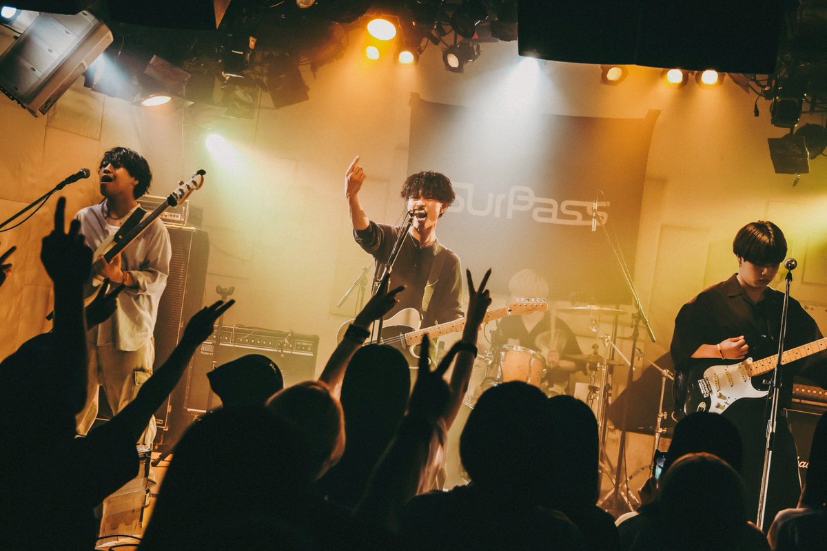 __surpass's tweet photo. 2026.05.29📍下北沢MOSAiC

Surpass pre. 
RUSH TO THE TOP

改めてたくさんのご来場、そしてご出演してくださった3バンドのみなさん！本当にありがとうございました！9/11の第2弾もお楽しみに❗️

📸 photo by @wakaa_02 https://t.co/amcHatdQu4