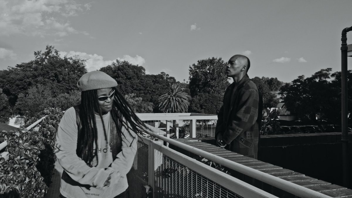 muziou's tweet photo. New video alert!! Off my new album ‘ELECTRIC ZULULAND’ ⚡️🇿🇦

‘MUZI - KHETHILE FT MSAKI’

Watch now on YouTube. 

Link : https://t.co/5XphOQ92s6 https://t.co/OCs1jBoKby