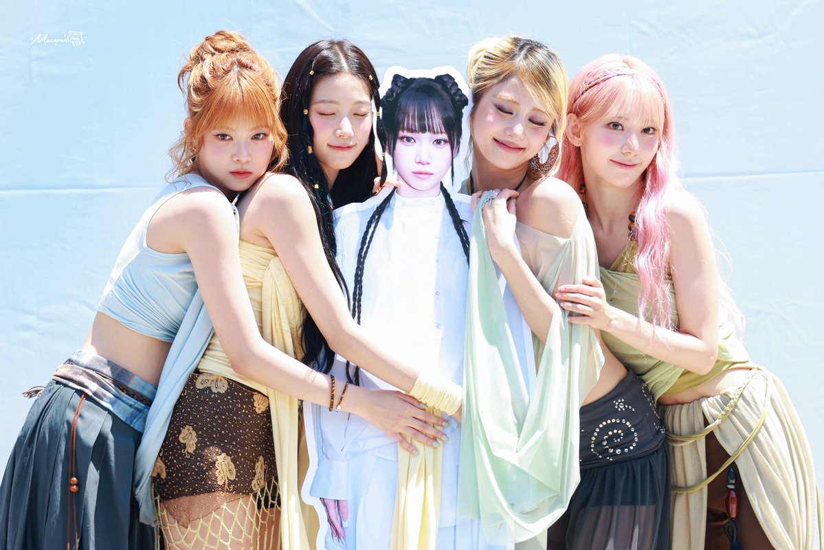 macaron__0801's tweet photo. 260530 미니팬미팅

#LE_SSERAFIM #르세라핌 
#CHAEWON #김채원 #チェウォン https://t.co/Qkg9l8AANg