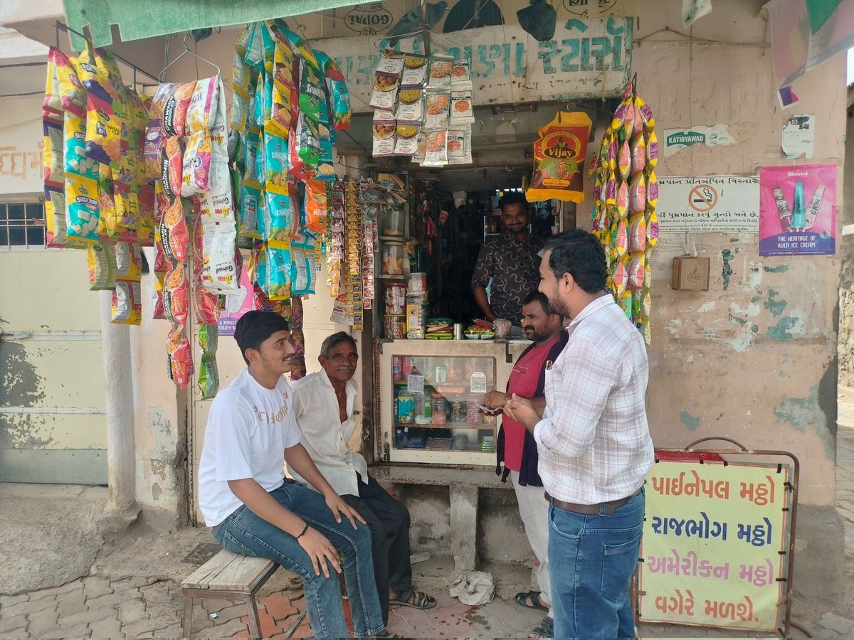 ChauhanJay62820's tweet photo. World no Tobacco day celebration 
Theam (" Unmasking the appeal countering nicotine and tobacco addiction" )
AAM -SALANGPARDA 
Phc TATAM https://t.co/DFZwawaOYM