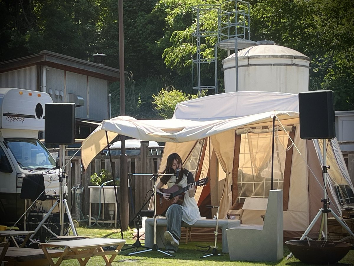 hncsuc's tweet photo. ときがわにあるクラフトビール醸造場
Teenage Brewing の3周年フェス
みけたさん 秋振りに聴けて嬉し https://t.co/Rnu38KOKxY