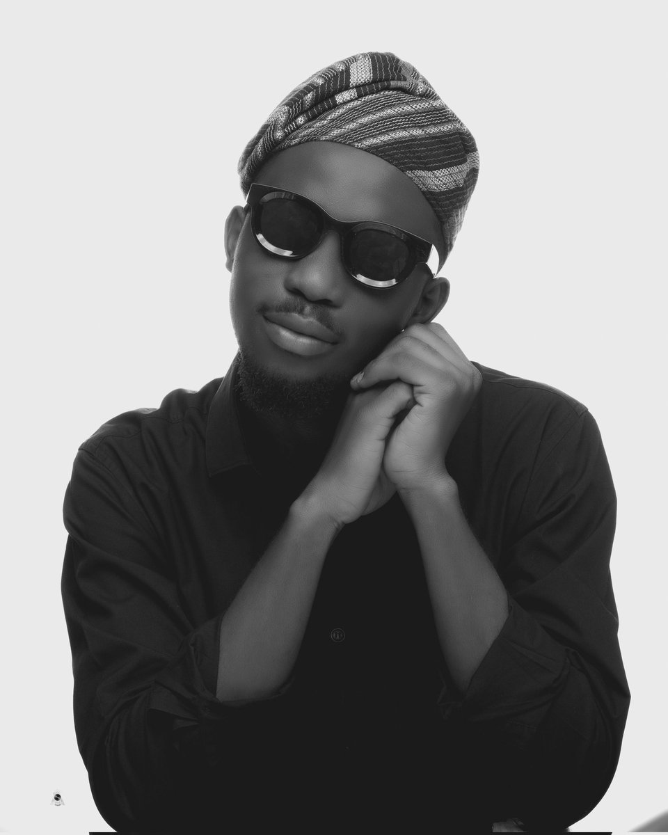 imulep_'s tweet photo. Happy Birthday to me🎊 https://t.co/zbncynhIUB