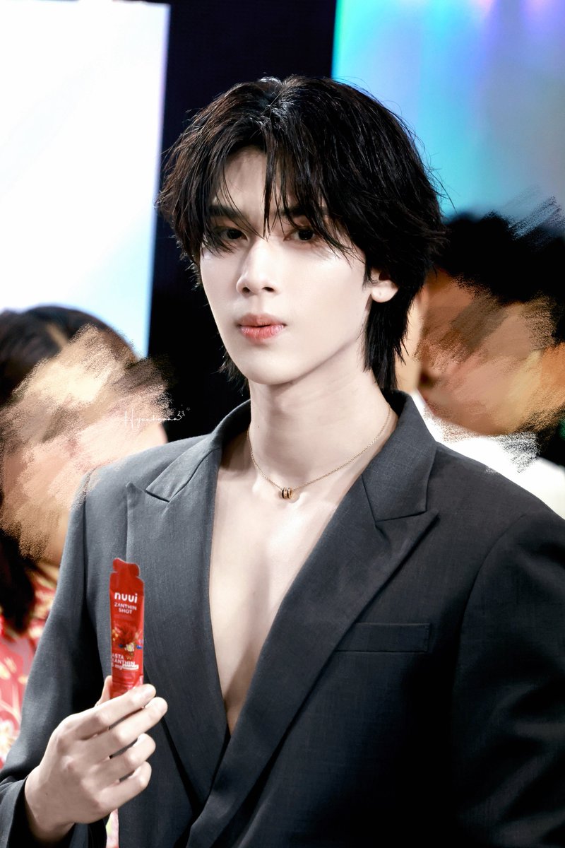 Hyunhannn tweet media