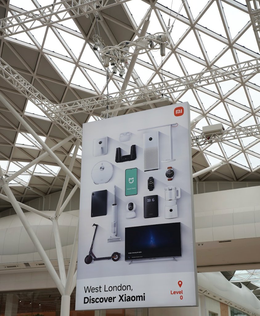 XiaomiUK's tweet photo. This weekend, we´re celebrating! 

Follow the signs for our Grand Opening Weekend celebrations. 

New Xiaomi Store at Westfield White City, London. https://t.co/vYKXorIYg7