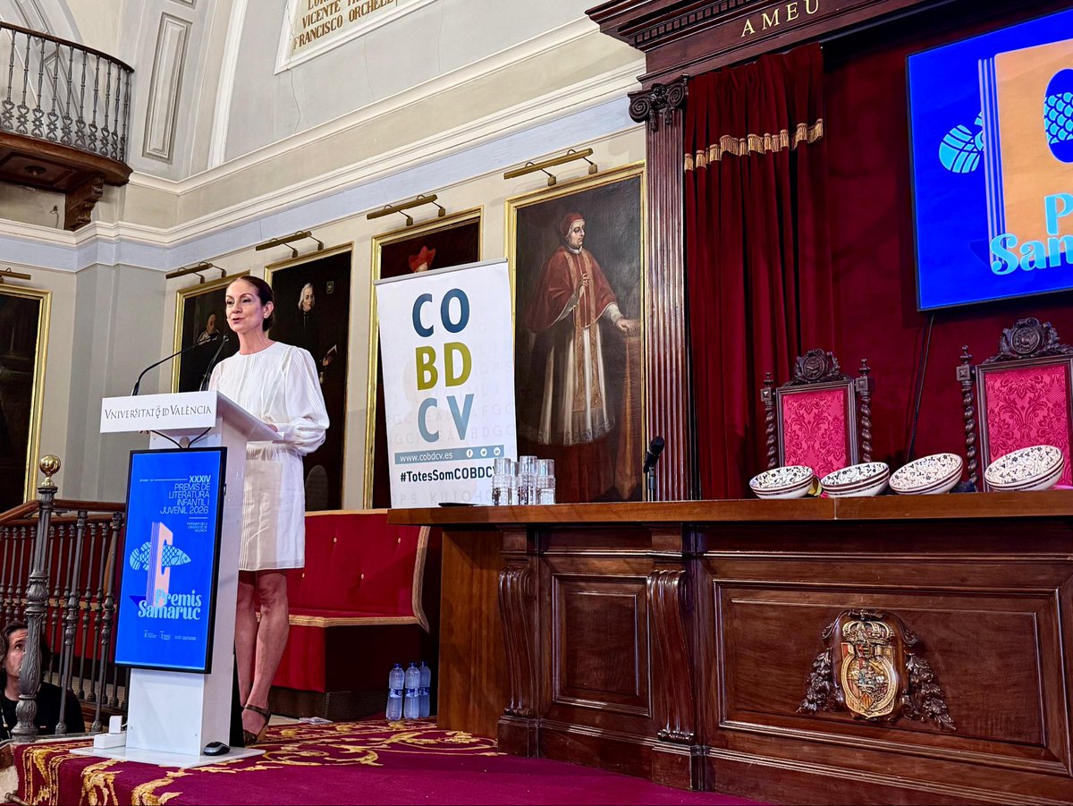 cobdcv's tweet photo. @LaNauuv 📣 La presidenta del #COBDCV, @teresa_gomis, pren la paraula amb un emotiu discurs. https://t.co/NMUDEpcmwT