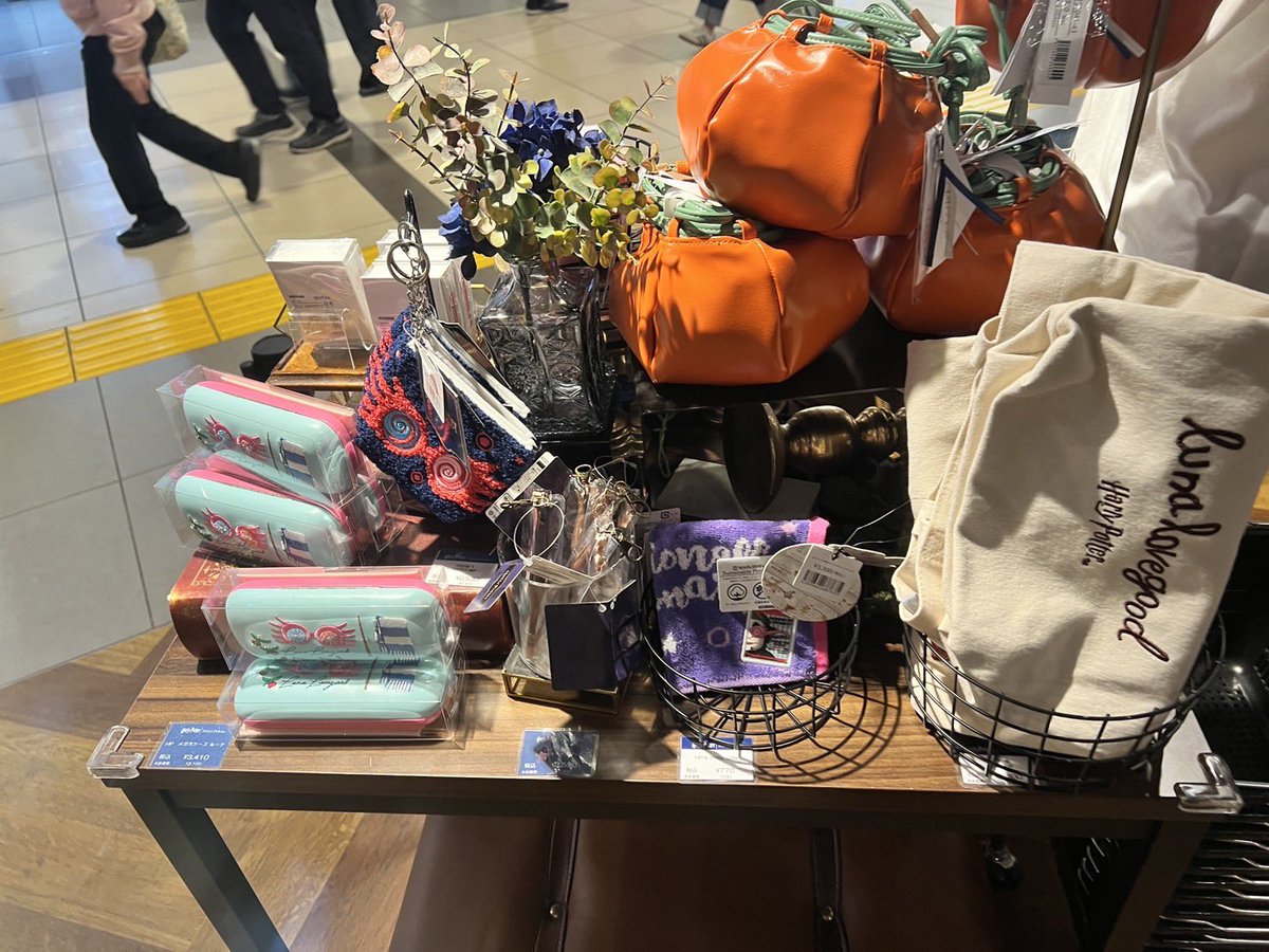grannygrapeji's tweet photo. ชานชาลา 9 3/4 อีสคอลลิ่ง⚡️🚂
สอบถาม/สั่งซื้อ dm จ้า📬
🛳️ 25-30 วัน
#พรีออเดอร์ญี่ปุ่น #หิ้วญี่ปุ่น #ตลาดนัดharrypotter #ตลาดนัดแฮร์รี่พอตเตอร์ #HarryPotter #แฮรี่พอตเตอร์ #FantasticBeasts #ตลาดนัดfantasticbeast #ตลาดนัดรวมด้อม #ตลาดนัดกาชาปอง #grannygrape https://t.co/JTFILpmWkI