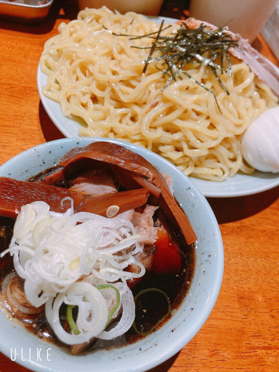OnlyLonely1Room's tweet photo. ちゃん系ラーメン…凄く好き

安定安心、温かみあるビシュとお味💯

病んだら食べがち⚰

疲れた心と体に染みるよねӵᵘᵐᵐᵞ https://t.co/rXpRitZPF5
