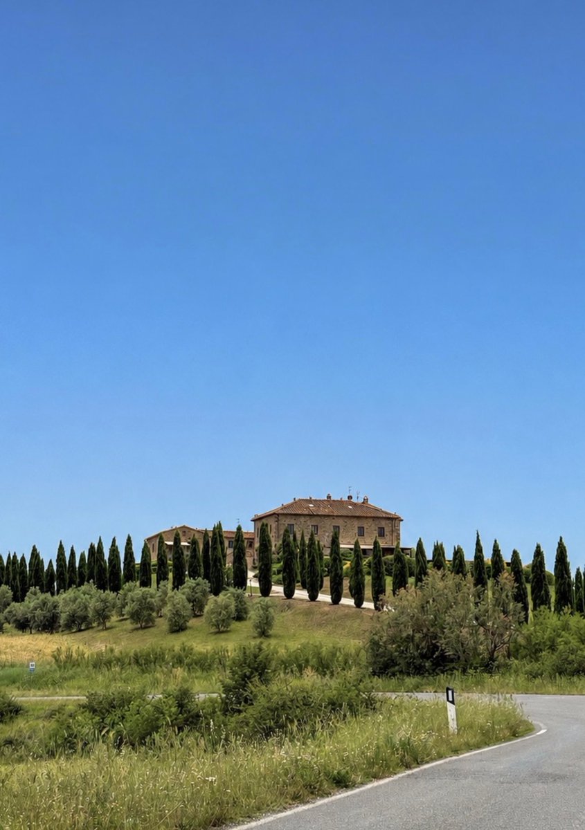 tyrellbibbiani's tweet photo. There’s nothing quite like the beauty of Tuscany, Italy 🙂‍↕️ https://t.co/e3H5HGhqwC
