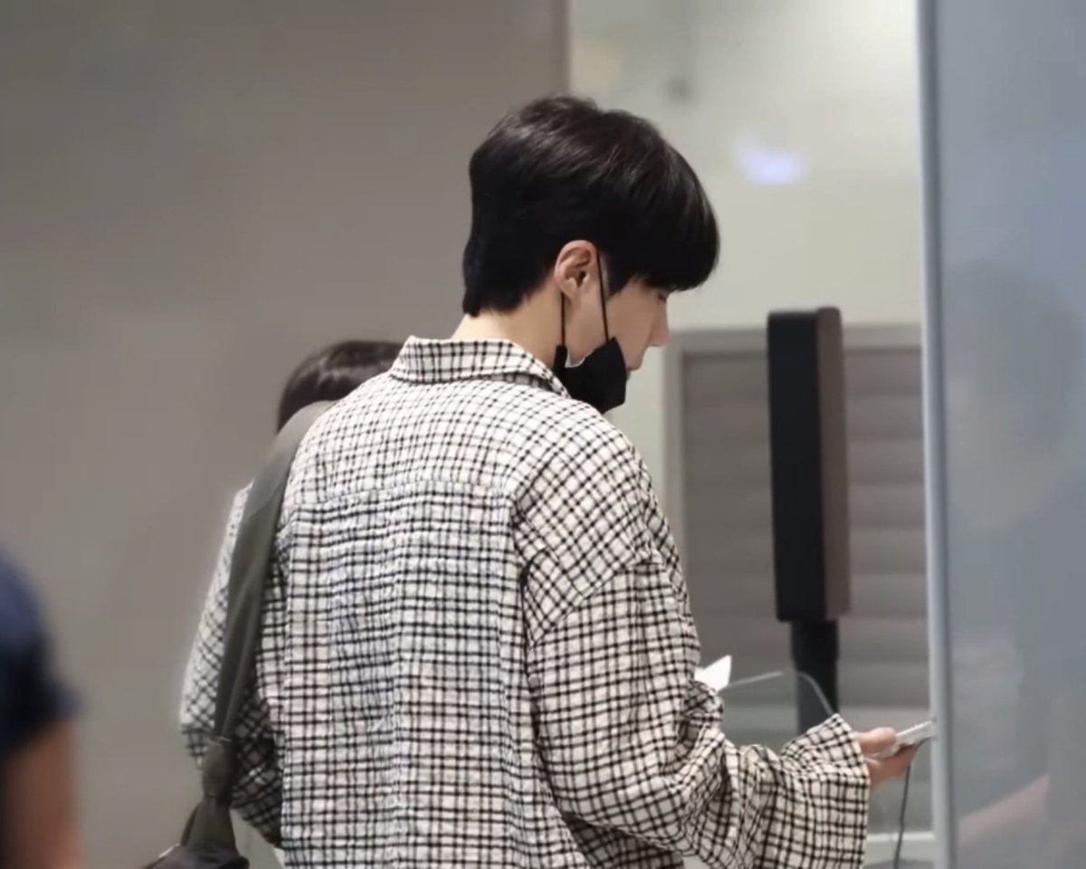 kim seonho pics ♡ tweet media