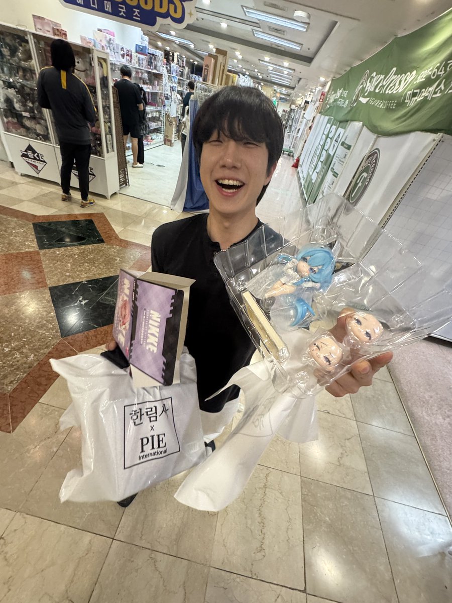 Ohheejae tweet media