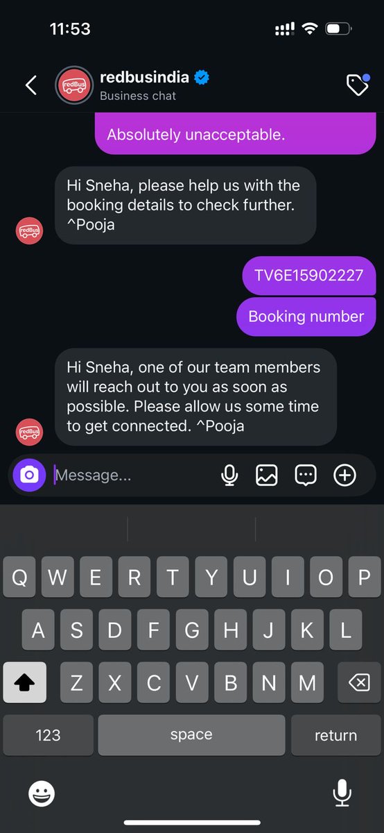 aakansha_05's tweet photo. traveling from Pondicherry to Bangalore when our bus broke down just 15 minutes in, leaving us stranded at midnight. The bus team claimed a refund was processed and said they were no longer responsible. We had to book a cab alone four girls in the dark taking a huge risk. https://t.co/5swPuPfXuS