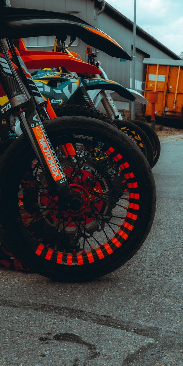 Tbrown5050's tweet photo. Wheels on road 🛣️ 🔥 https://t.co/ffs2VxwTGq