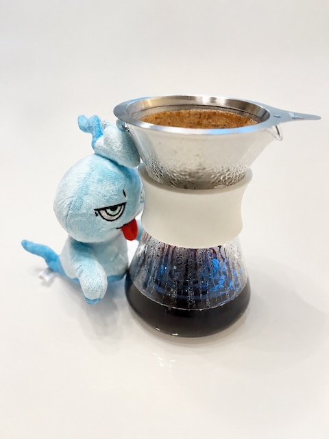cryptobox_jp's tweet photo. OK COFFEEさんの、CNPブレンドコーヒー。
飲み比べがしたくて、3種ともお迎え...
今日はミタマブレンドをいただきました☕️ 

爽やかな香りと、幸せな余韻。
いい時間でした😊 https://t.co/FSNWD3dIrB