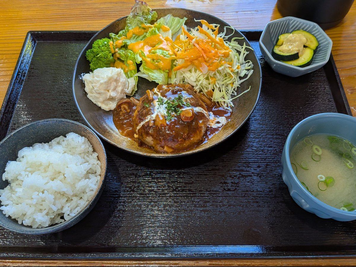 maym3tweets's tweet photo. てきとうに入った古民家カフェが大当たりで嬉しかった😋 https://t.co/cdtztoUPjW