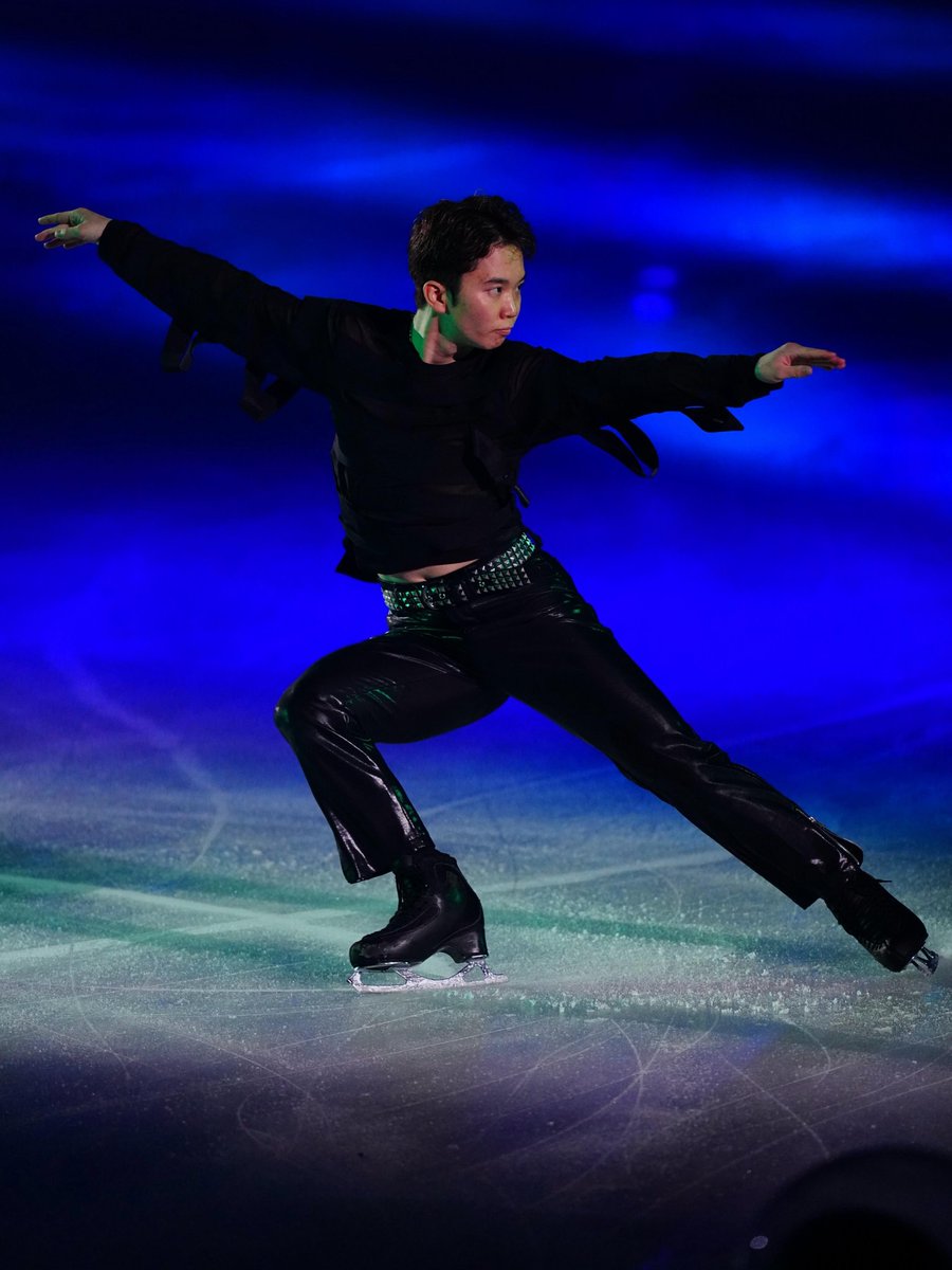 daily_kazuki's tweet photo. Kazuki at Fantasy on Ice today - he performed a new, self-choreographed EX ⭐

📸 Sponichi https://t.co/wT1hBTnIXd