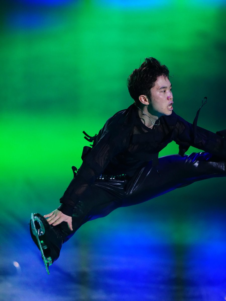 daily_kazuki's tweet photo. Kazuki at Fantasy on Ice today - he performed a new, self-choreographed EX ⭐

📸 Sponichi https://t.co/wT1hBTnIXd