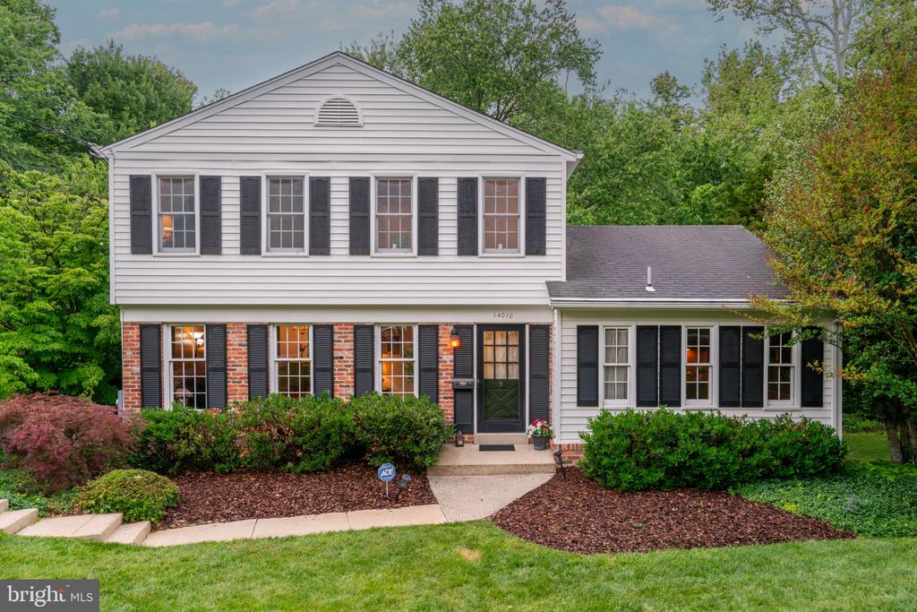 CaterinaSWatson's tweet photo. Are you ready to fall in love with your next home? Join us for an open house in Listings.
- Caterina S. Watson #654138 with Weichert, Realtors® - Aspen Hill/Leisure World Plaza
- Contact me at 301.758.9480 https://t.co/ig8R85NeXY