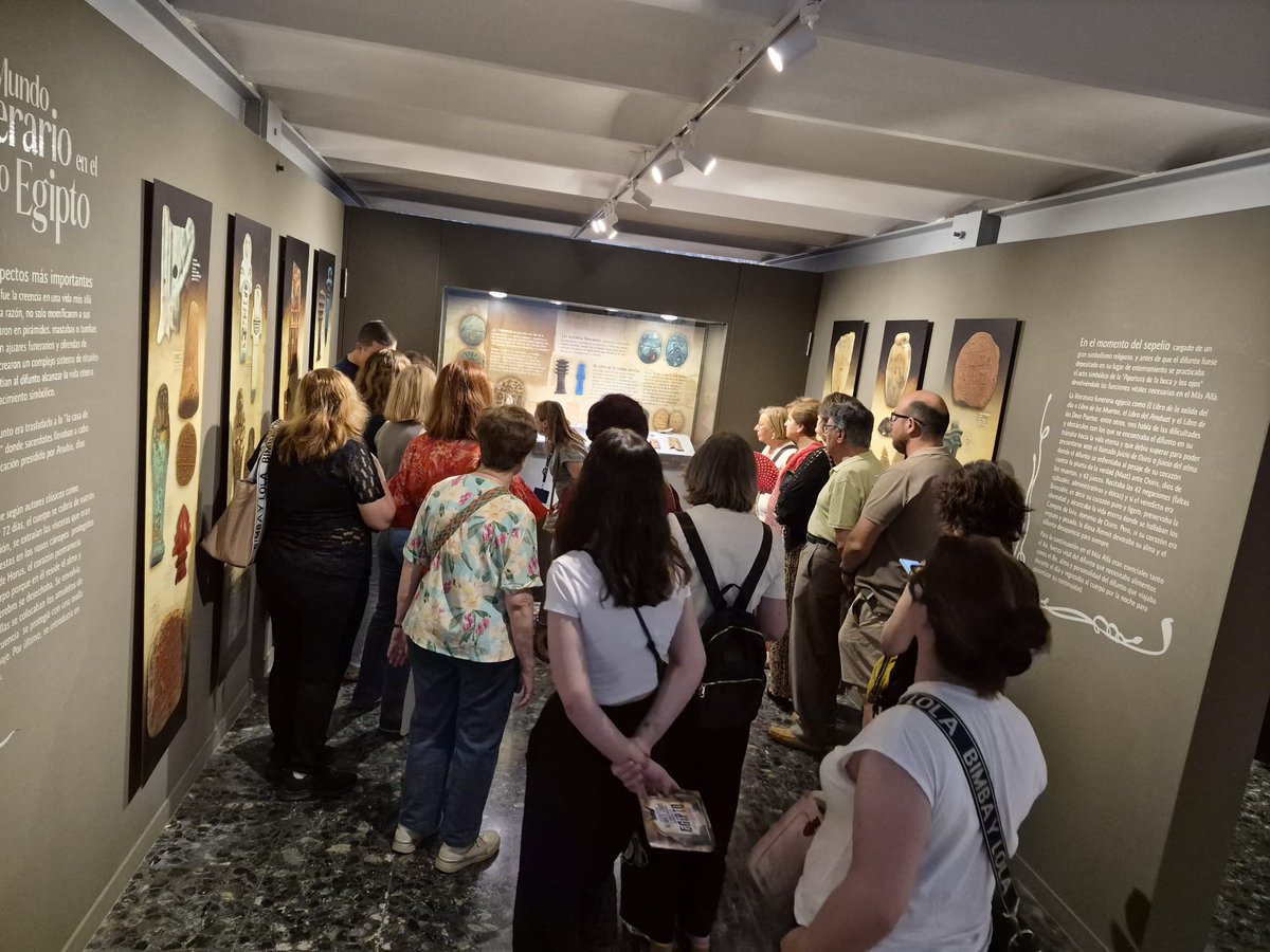 MuseodeJaen's tweet photo. Visita especializada a la muestra ‘La colección Blanco Caro y la investigación española en Egipto’ 
👉 Esta exposición contempla cerca de 130 piezas para conocer a la sociedad egipcia a través de las investigaciones arqueológicas que España ha liderado en Egipto
#museodejaén https://t.co/iqFwLiYOM2