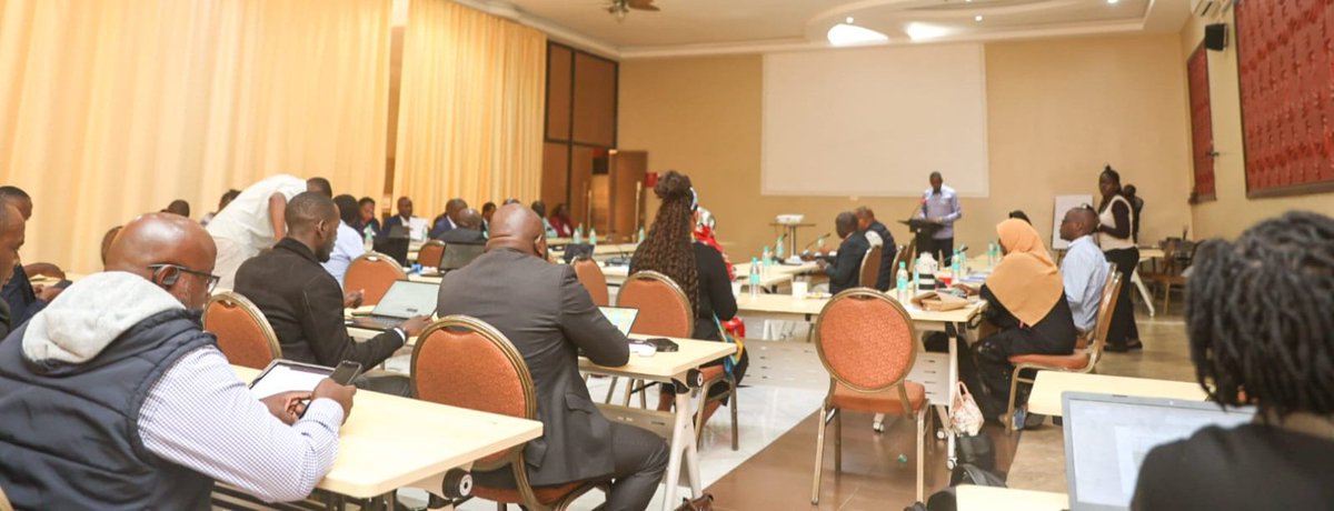 CA_Kenya's tweet photo. 🔒 Consumers deserve trust, privacy, security &amp; a voice in the ICT market. Appearing before Senate ICT Committee, CA proposed a joint regulatory working group with @CBKKenya, @ODPC_KE &amp; @CAK_Kenya to harmonize consumer protection &amp; complaints handling.
#ConsumerProtection https://t.co/AA5Qu1RJbx