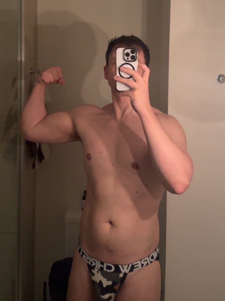 AdamMerritXXX's tweet photo. https://t.co/0wWzrGD163