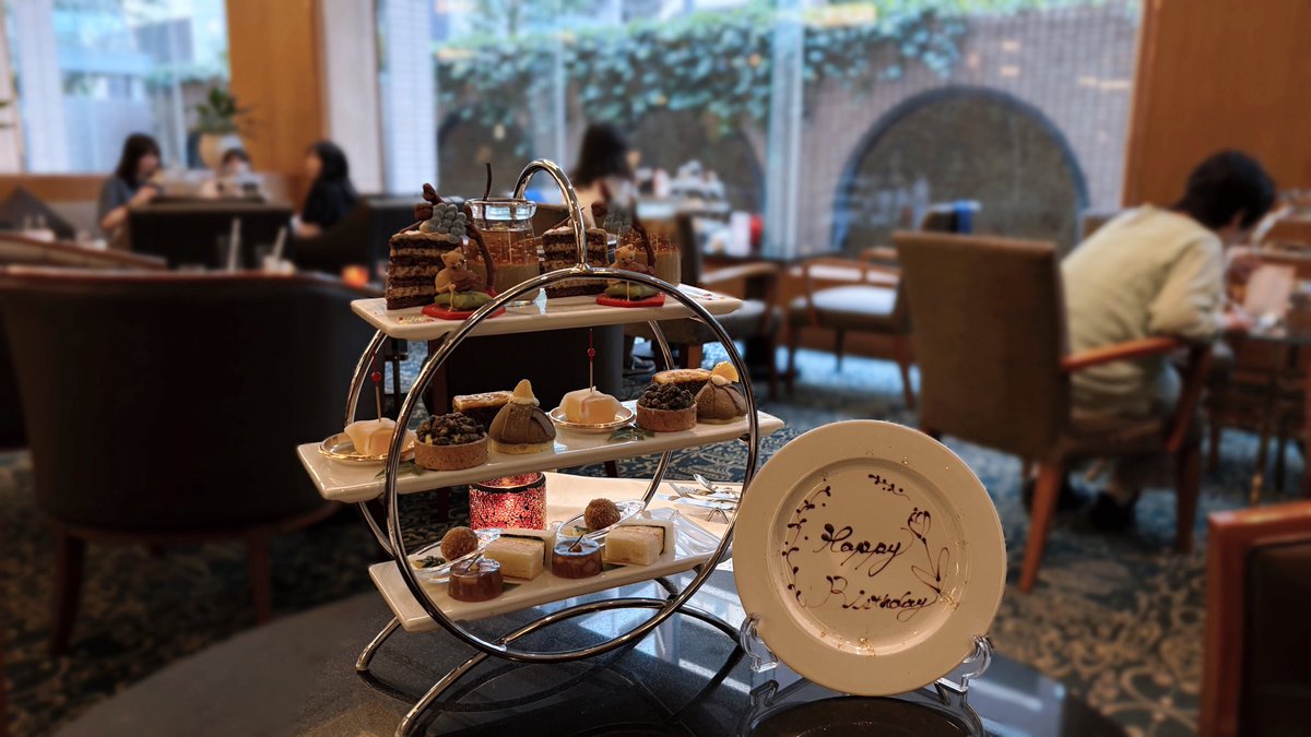 _Wa_Sll's tweet photo. :ロイヤルパークホテル

ほうじ茶アフヌンおいしかった🧸🤎 https://t.co/cID78b3cfv