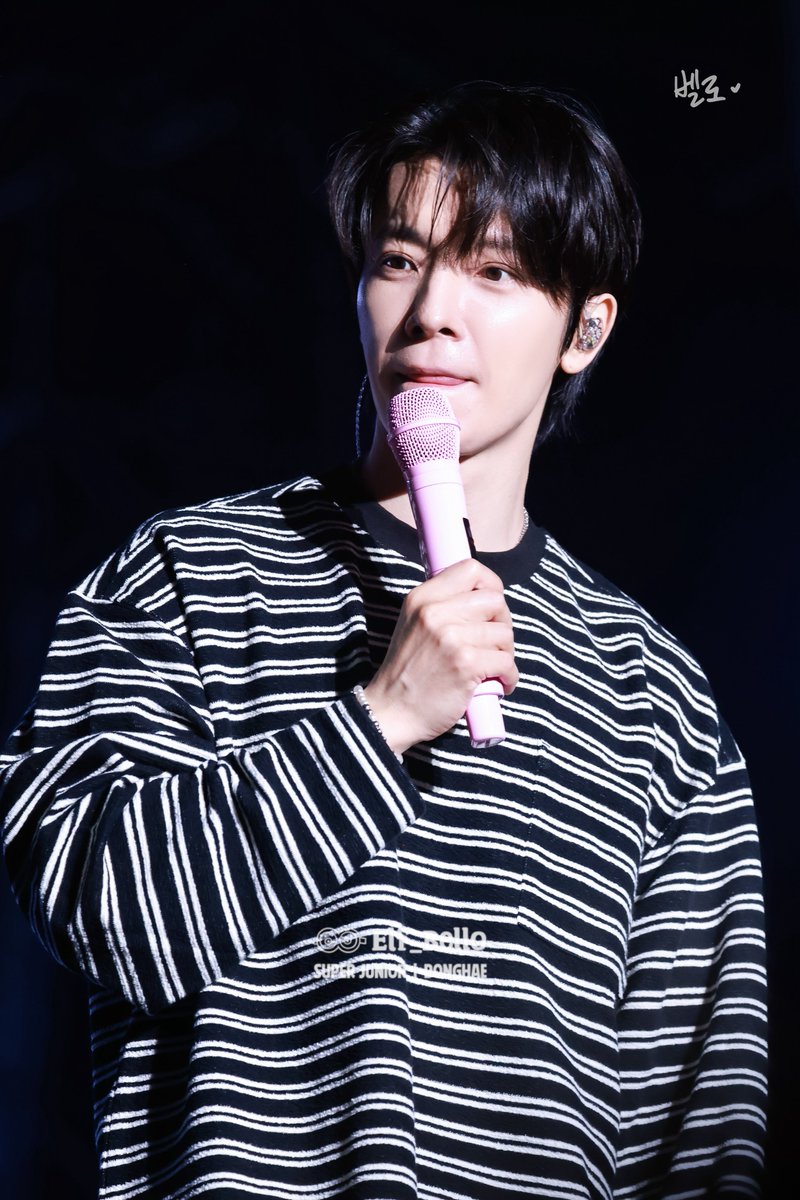 ElfBello's tweet photo. stripes 🐯

20260530 DONGHAE 1st Solo Concert Tour [ALIVE] in Taipei Day 2 Soundcheck

@SJofficial @donghae861015 #SuperJunior #슈퍼주니어 #DONGHAE #동해 #ドンヘ #ALIVE https://t.co/26CT76h1Dv