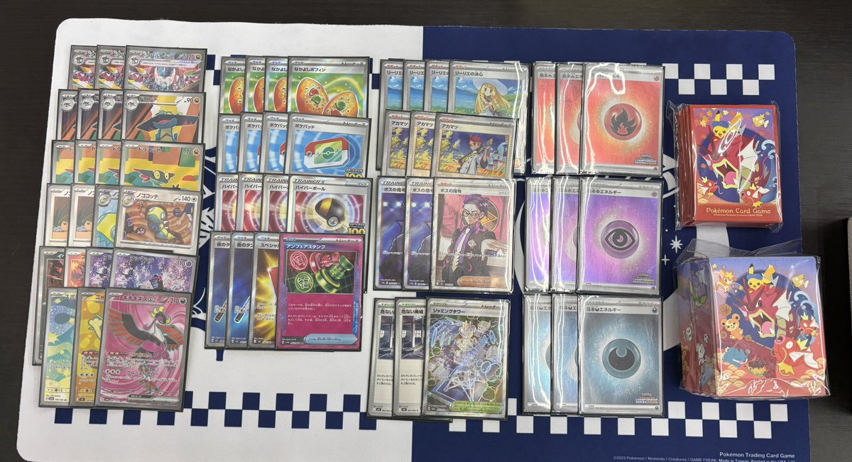 cVRECNZoWoBZULe's tweet photo. 本日開催ポケモンカード『第5回bee杯』🔥
26名と過去最大人数のご参加、本当にありがとうございました😊

  優勝🥇マリオさん　『Nのゾロアーク』
準優勝🥈副会長さん　『イイネイヌ』
  ３位🥉かい さん    『ノココッチドラパ』
 best4   まっくさん　　『イイネイヌ』

フタバ図書三次店さんや参加者の方々のサポートのおかげで今回も無事に終えることができました‼️
いつも本当にありがとうございます😭😭😭

不定期開催なので、次回の開催は未定ですが決まり次第お知らせします📢