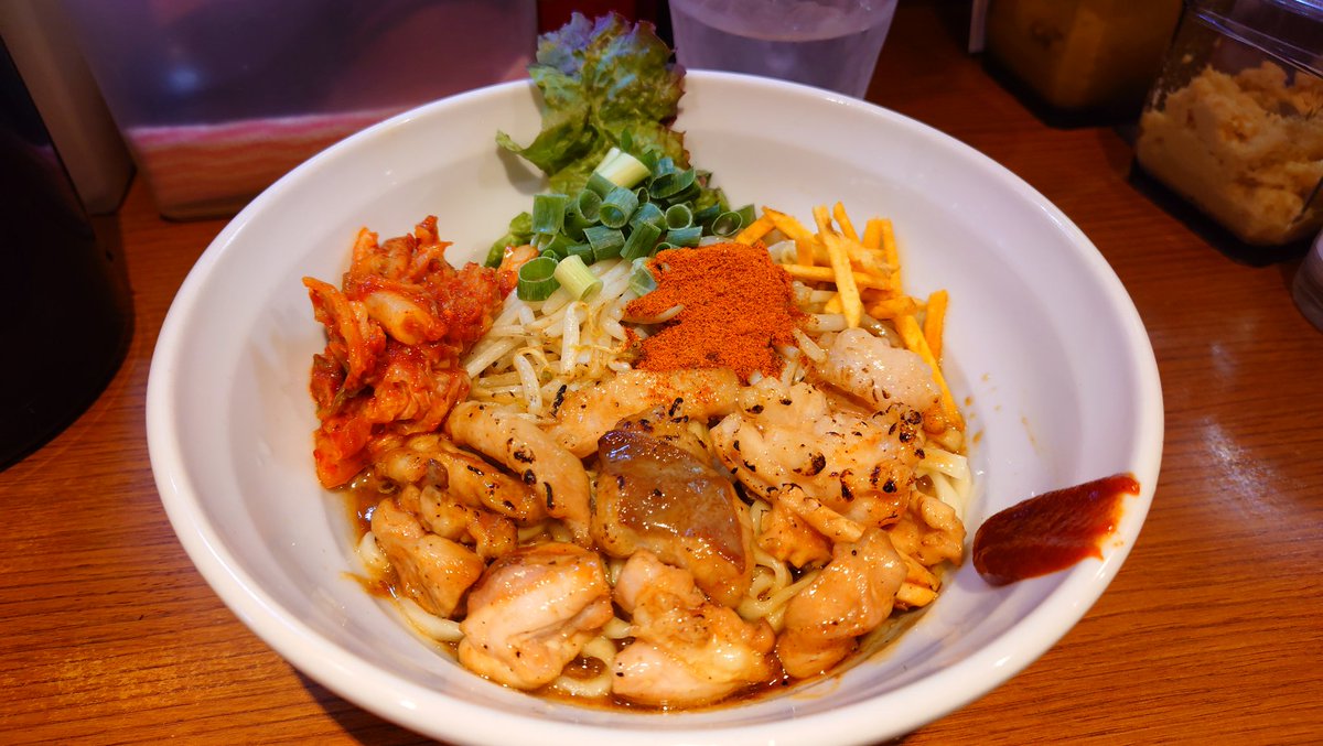666blue's tweet photo. だいつるの旨辛ホルモンまぜそばめちゃくちゃ美味かったな〜昨日食ったとこやのにもう食いたい😇 https://t.co/WZLGLF7wr4