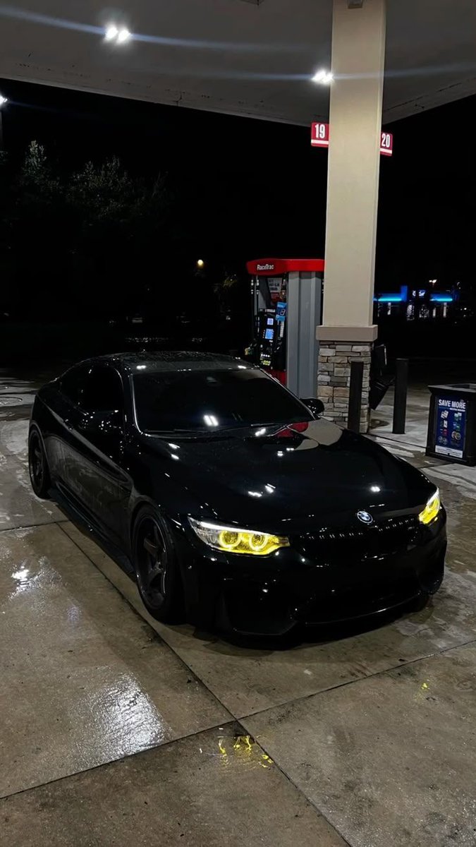 Auto_Porn's tweet photo. those 👀 https://t.co/OWS9xuMf0P