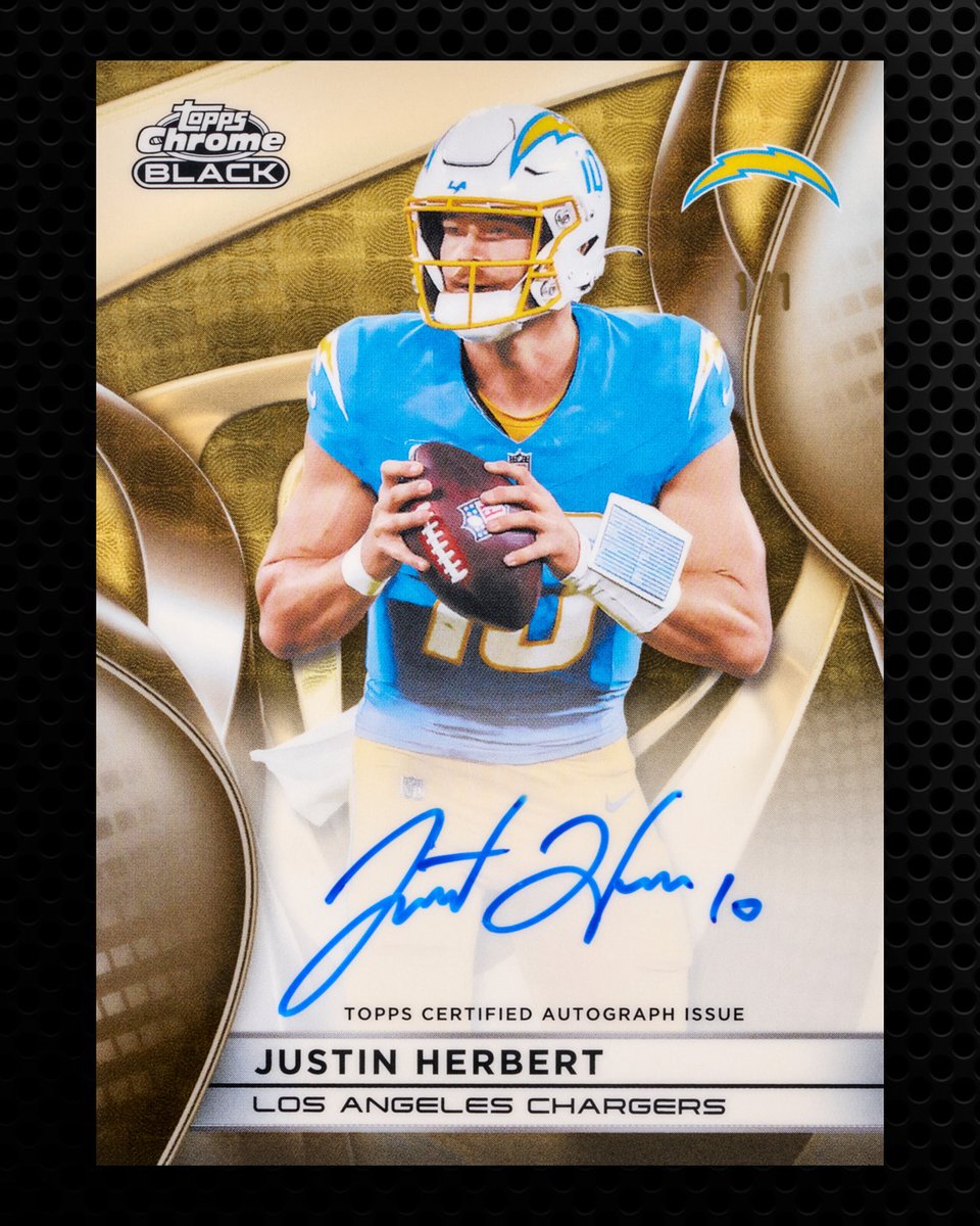 Topps tweet media