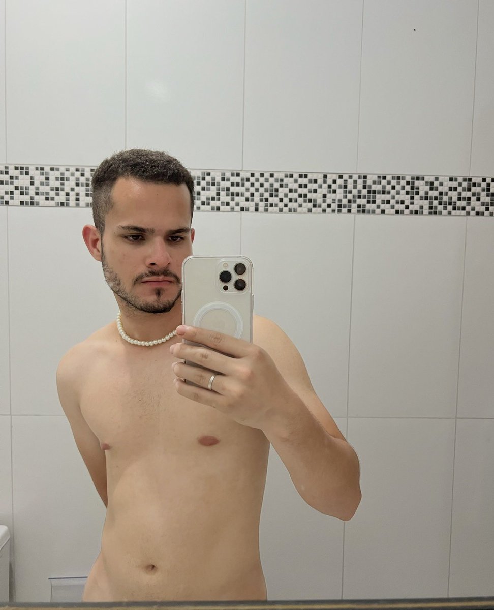Aspirante a gigolô tweet media