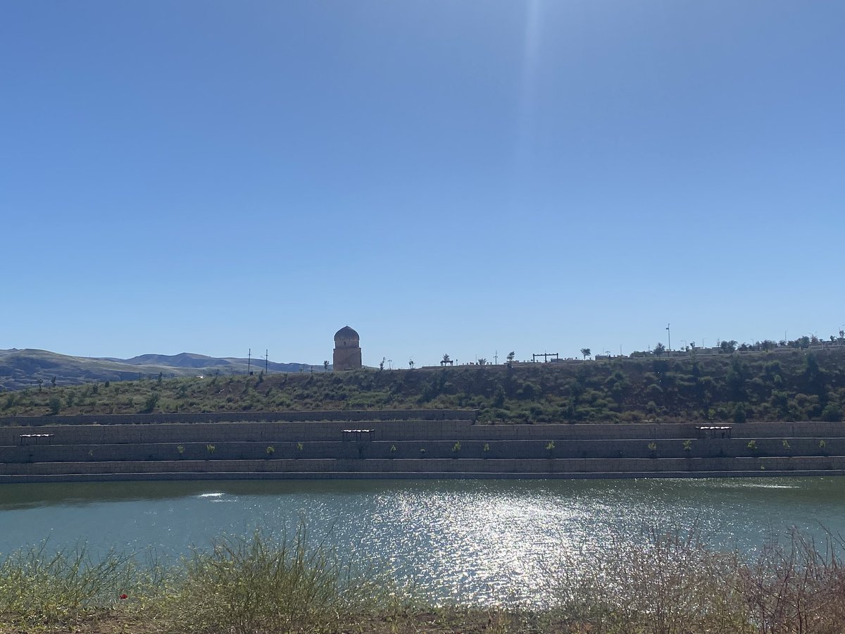 geography_delta's tweet photo. Zeynel Bey Türbesi
1.) Batman’ın Hasankeyf ilçesinin en önemli tarihî eserlerinden biridir. Akkoyunlu hükümdarı Uzun Hasan’ın oğlu Zeynel Bey için yaptırılmıştır. https://t.co/skIZnhbX0m