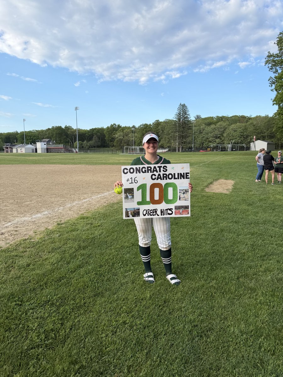 carolineozmun's tweet photo. It has been an amazing senior season with my high school team! I am honored to have been named the 2026 TVL Large MVP! Playoffs 🔜 

@AssumptionU_SB @StaceyMayer_ @EliteAthleteEAT @kjaxxsports https://t.co/5dmAza0hm5