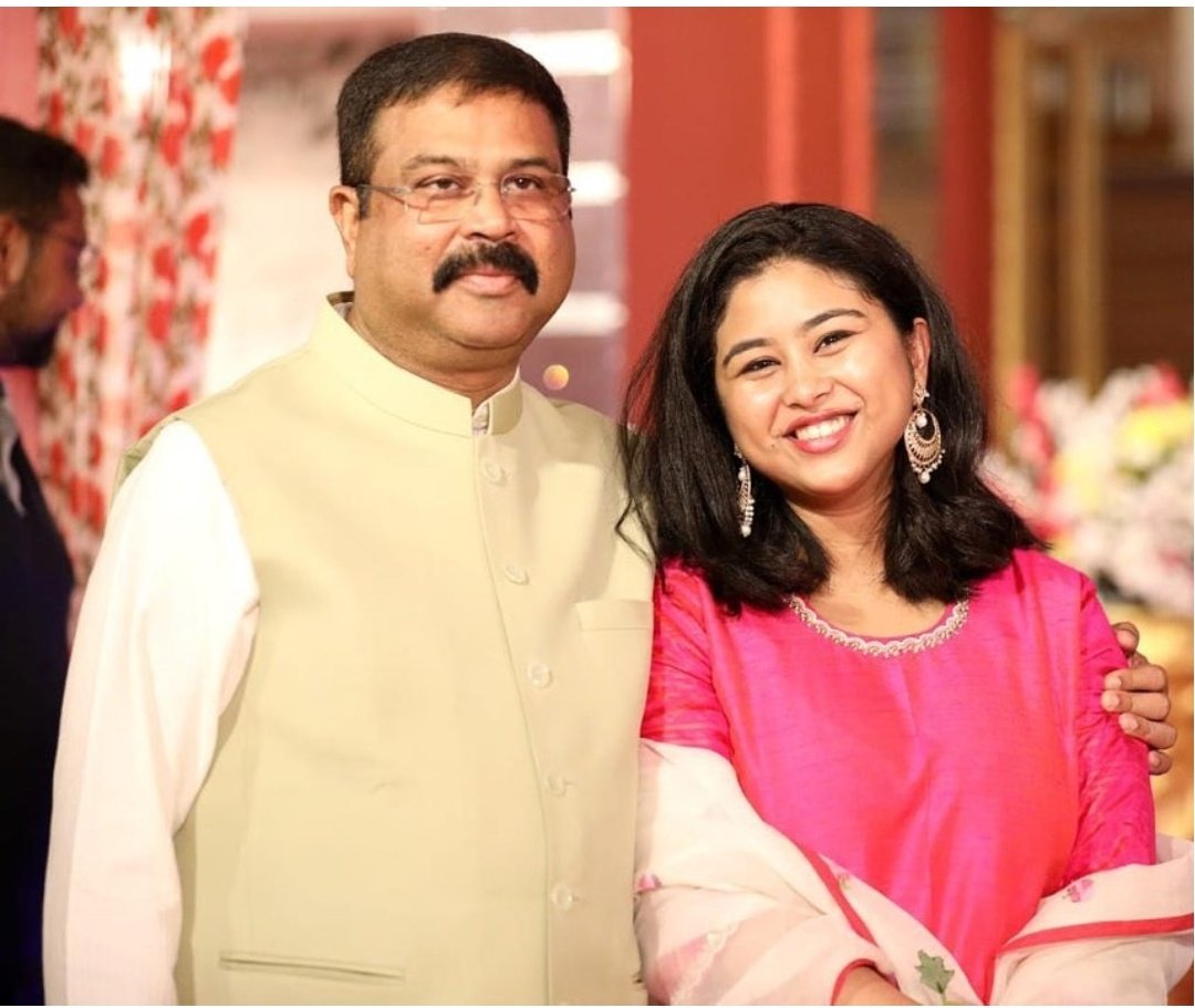 mshahi0024's tweet photo. Hello @dpradhanbjp ji,

Your children have studied abroad.

Meanwhile, parents in India are paying lakhs of rupees in private school fees. Your government neither provides subsidies nor any tax benefits for their education.

So who are you to decide which subjects parents should choose for their children?

Just like you, every parents should be allowed to decide for their children future.

If you want to experiment with language policies, do it in government schools. 

Parents paying from their own pockets should have the freedom to decide what is best for their children.