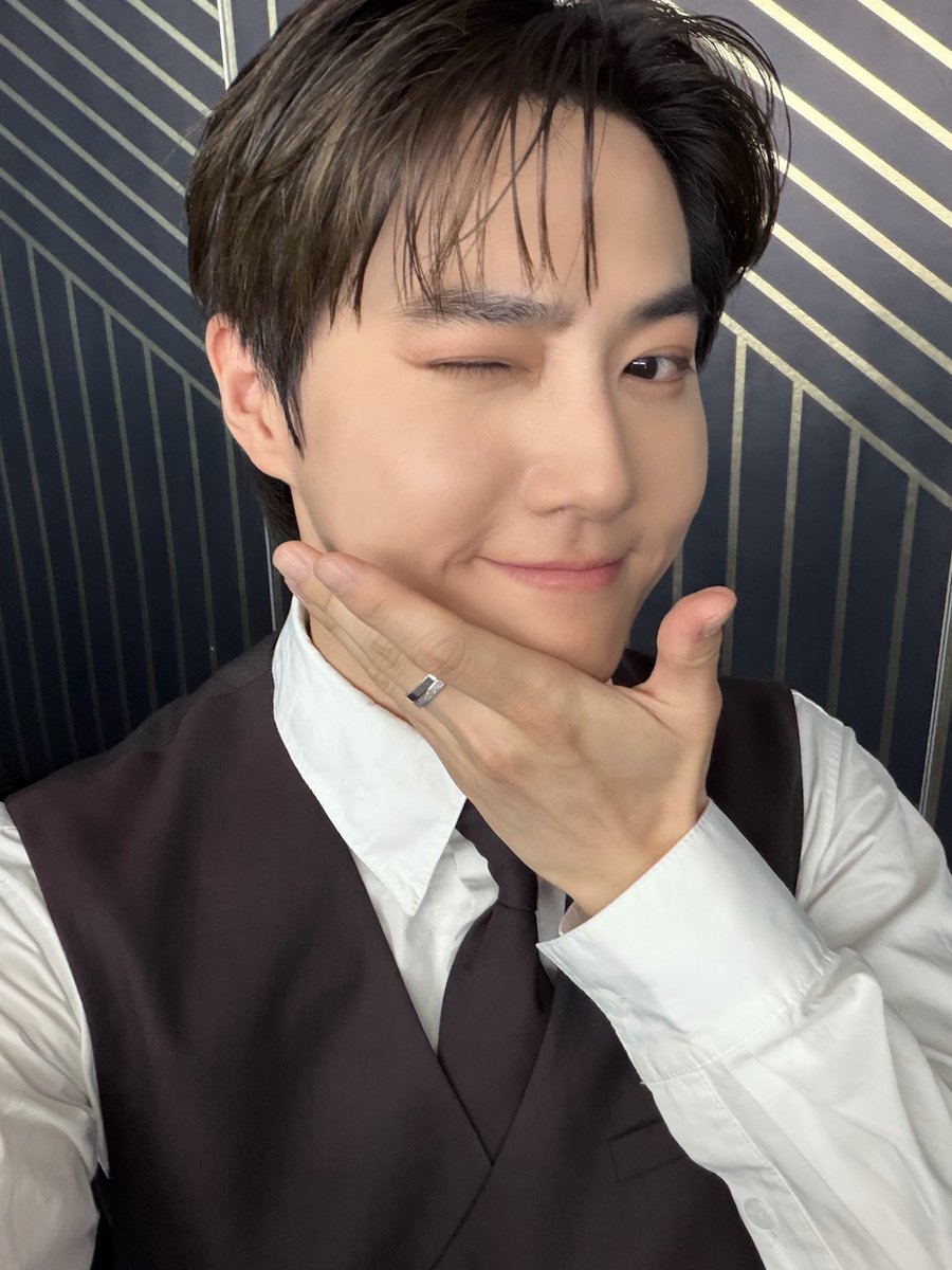 SUHOLOOK's tweet photo. 260530 | SUHO bubble update 

#MCOUNTDOWN_X_MEGACONCERT
#SUHO #수호 #EXO https://t.co/cUsWSa31uP