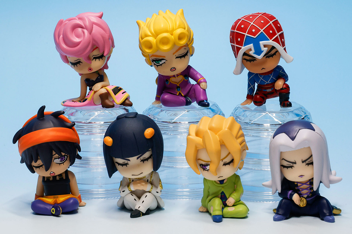 hobbywatch_jp's tweet photo. 「肩ズンFig. ジョジョの奇妙な冒険 黄金の風 Vol.1＆Vol.2」【ガチャ撮り下ろし】　ジョルノたち第5部のキャラクターが勢揃い！ https://t.co/UIFFKHYGIM #ガチャ #ジョジョ https://t.co/haLtdbpLda