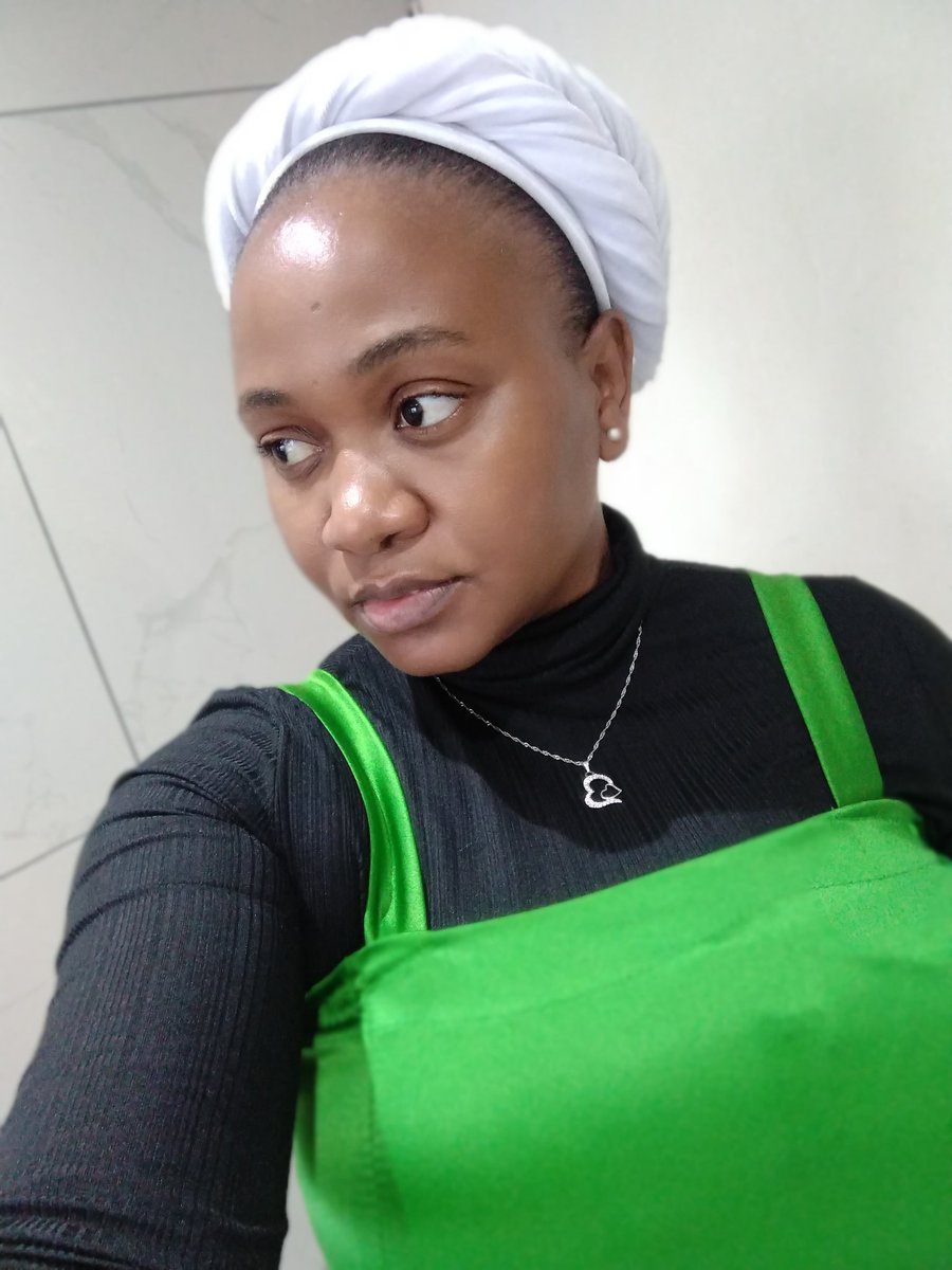 Sli_bear's tweet photo. Phansi kwezihlahla 😊 https://t.co/tpBPf1RI8U