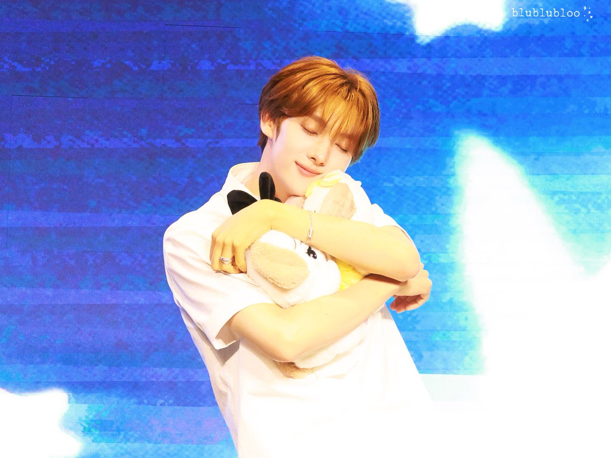 blublubloo42's tweet photo. ˗ˏˋ ★ ˎˊ˗ 
⋆｡˚ Wishing you the sweetest dreams ⋆.˚

#영재야_생일빵은_볼찌빵
#ForeverYOUNGjaeDay

#영재 #YOUNGJAE
#TWS #투어스 #247WithUs https://t.co/bQSYHVPX8z