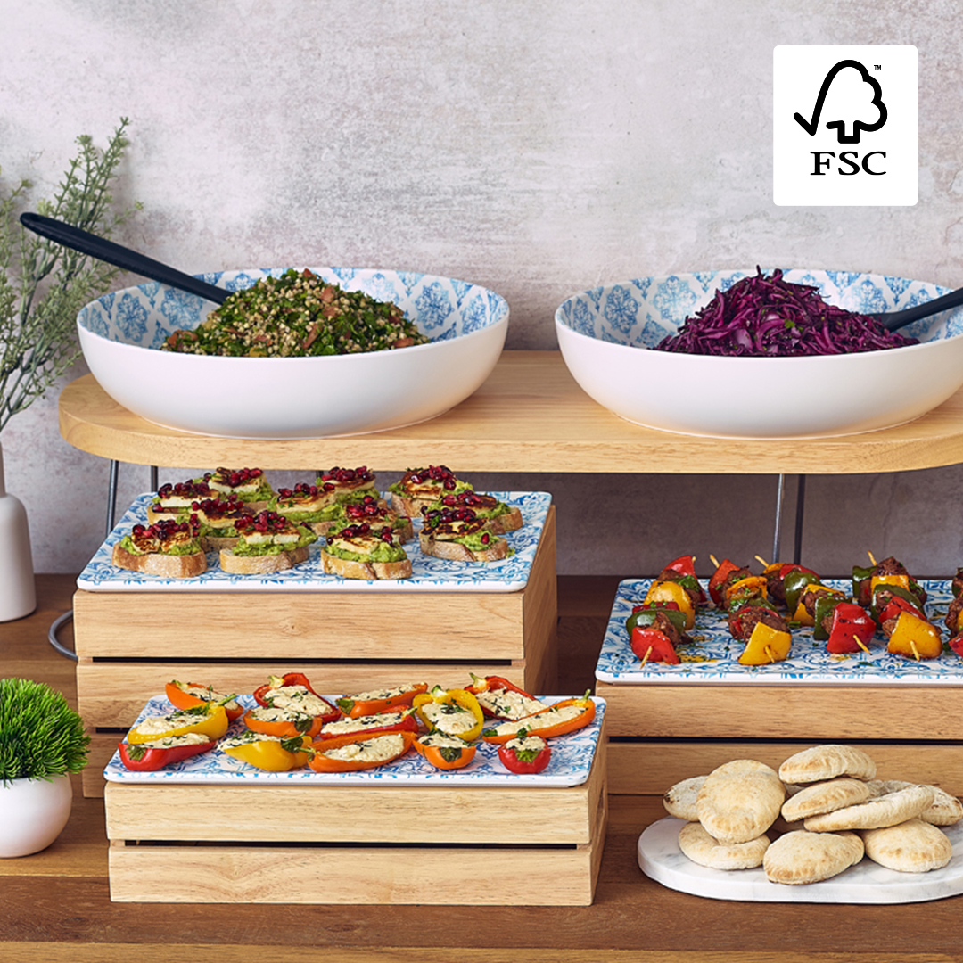 Genware1's tweet photo. Our Hevea Wood GN Crates combine natural aesthetics with functional design, making them a versatile addition to any buffet display. They can be used as display boxes or flipped over to serve as risers, adding height and depth to any food presentation. 

👉https://t.co/QF71zwtewT https://t.co/MkYJuM85Aj