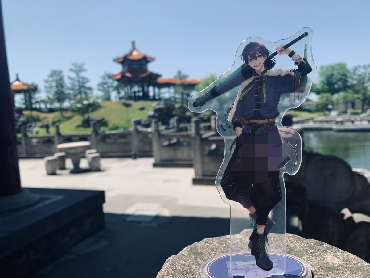 kotecha02's tweet photo. 友人の付き添いで中華庭園に訪れたので青龍⚔️とチャイナ✌️連れてった https://t.co/lWnrsG2w1h