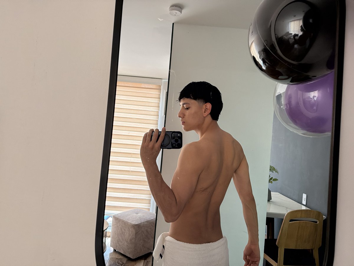 Gonvadzclips's tweet photo. Buenos días gente hermosa ❤️ https://t.co/yTrdO5MeJt