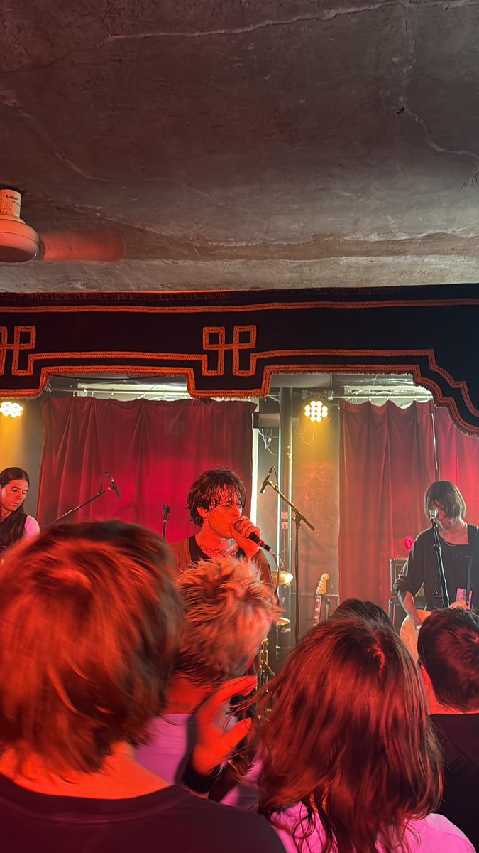 dsackllah's tweet photo. New Iceage album absolutely rips live. The boys still got it https://t.co/kyG5HWbYDh