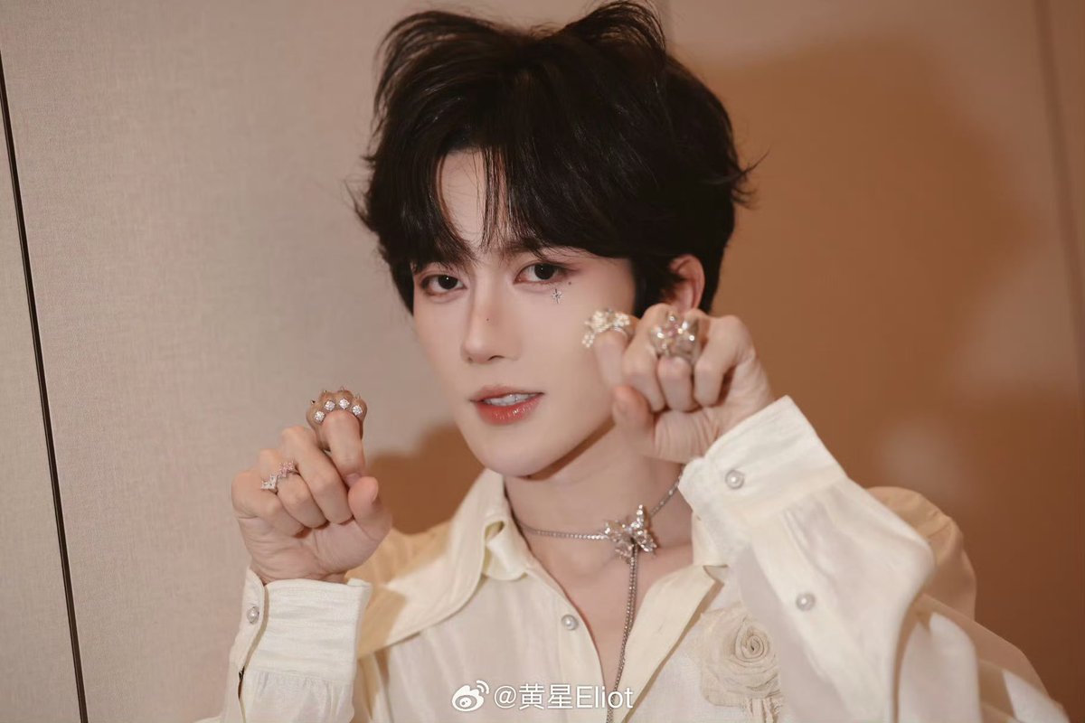 Cʜᴇ́ʀɪᴇ 🌹 tweet media