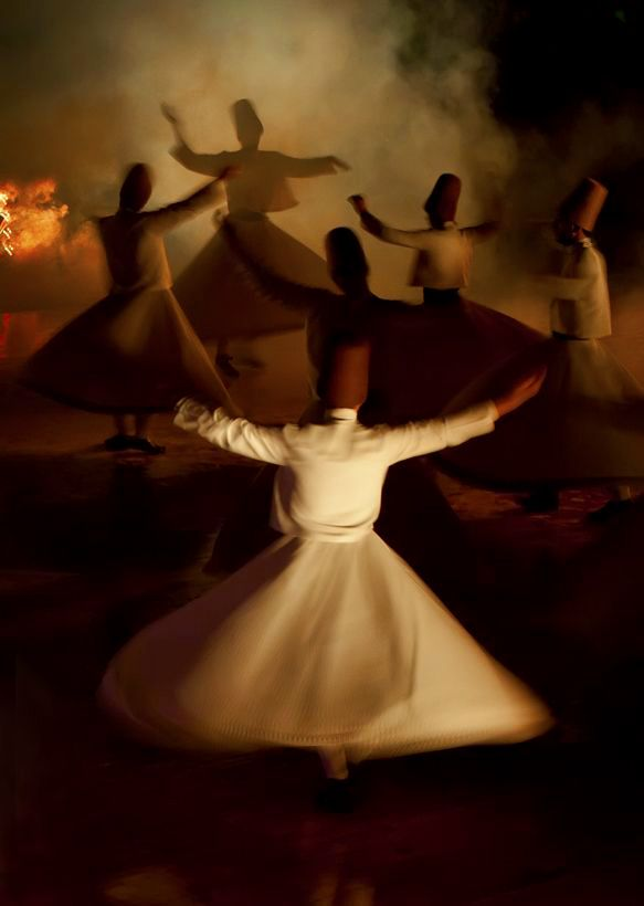 RumiArab's tweet photo. إنّ الآلام كلّها تنبعث من أنّك تريد شيئاً ثمّ لا يتيسّر لك ذلك الشيء، وعندما لا تريد لا يبقى هناك ألم.

— جلال الدين الروم https://t.co/5jQBo2cj1A