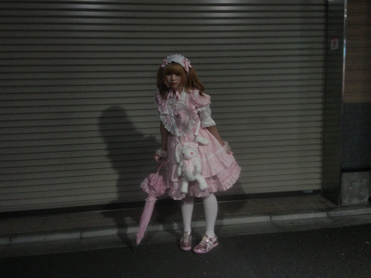 そる tweet media