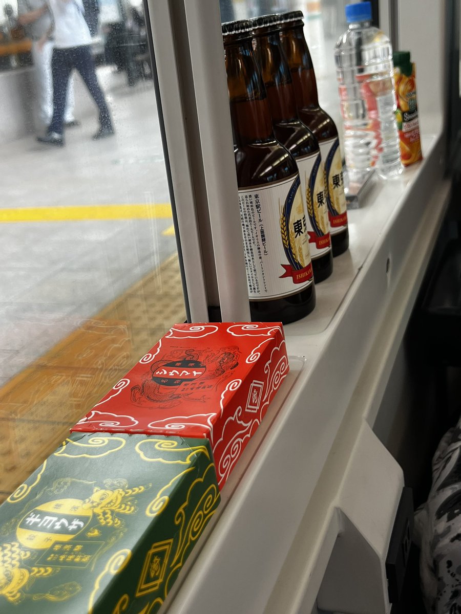 yumatiii's tweet photo. 作って食べて飲んで
わちゃわちゃもあり、
ぶっちゃけもありあり。
良きお天気に恵まれて
まったり休日満喫中。 https://t.co/S2MTRYWlRm